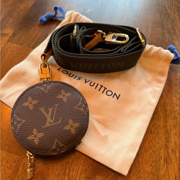 Louis Vuitton Brown Monogram Round Pouch with Olive Green Strap - Picture 1 of 2